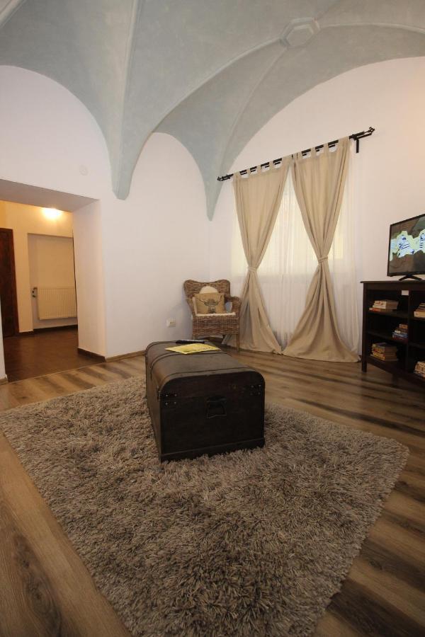 Gothic Apartment Braşov Exteriör bild