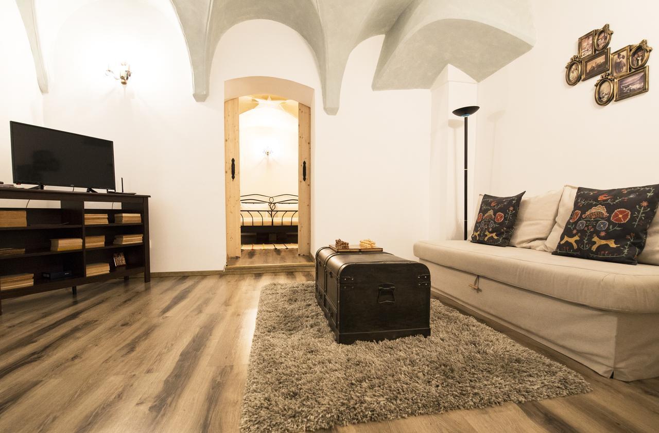 Gothic Apartment Braşov Exteriör bild