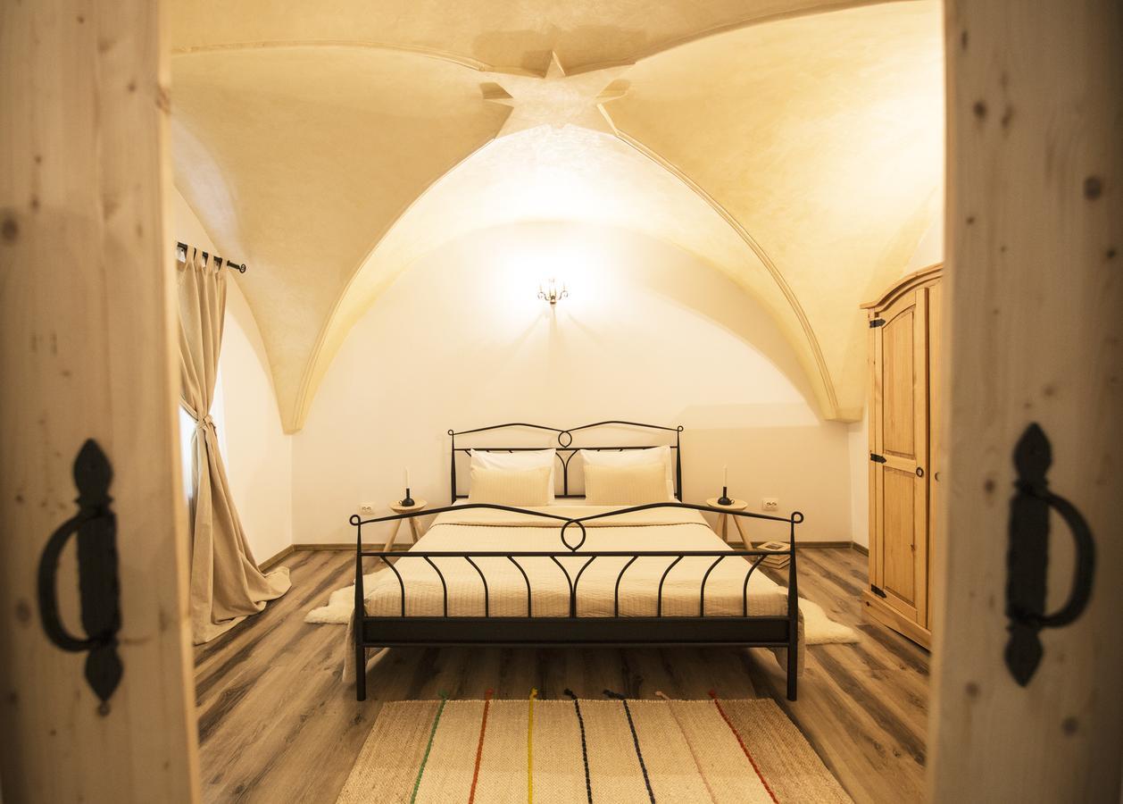 Gothic Apartment Braşov Exteriör bild